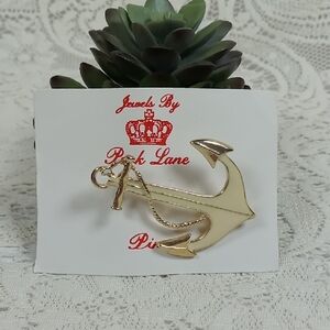 Vintage Park Lane Enamel Nautical Anchor Brooch Cream/Goldtone On Original Card
